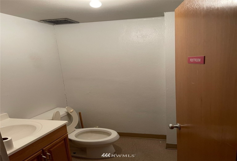 5 Wenatchee, Wenatchee, Washington 98801, ,Commercial Sale,For Sale,Wenatchee,NWM1835387