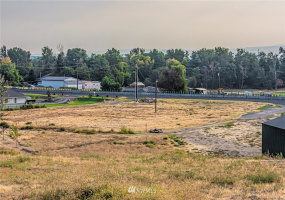 208 Frontage, Walla Walla, Washington 99362, ,Land,For Sale,Hilltop Acres,Frontage,NWM1835350