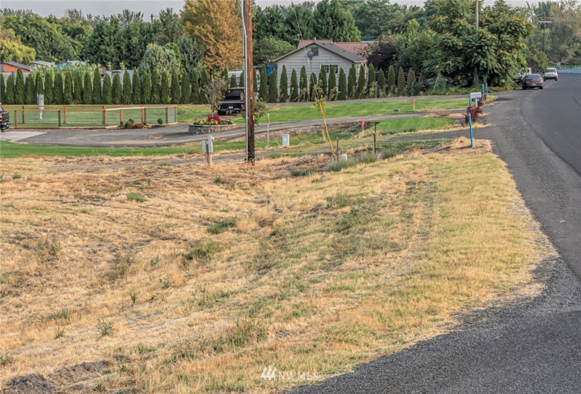 208 Frontage, Walla Walla, Washington 99362, ,Land,For Sale,Hilltop Acres,Frontage,NWM1835350