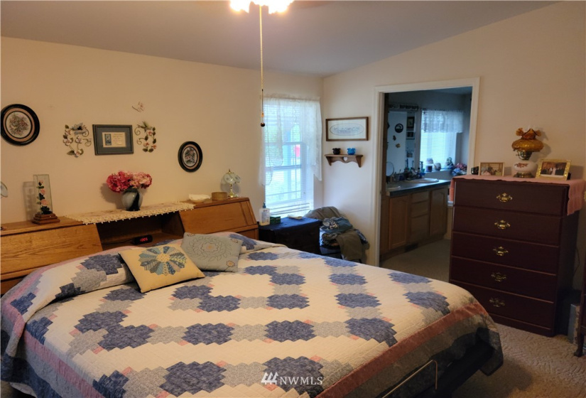 229 Plomondon, Toledo, Washington 98591, 3 Bedrooms Bedrooms, ,2 BathroomsBathrooms,Manufactured In Park,For Sale,Plomondon,NWM1833893