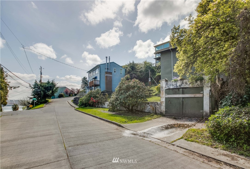 1701 41st, Seattle, Washington 98116, ,Land,For Sale,41st,NWM1836357