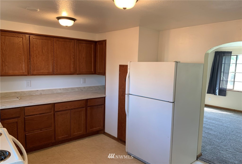 1033 Columbia, Moses Lake, Washington 98837, ,Residential Income,For Sale,Columbia,NWM1836675