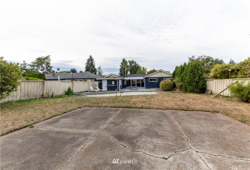 1204 10th, Auburn, Washington 98002, 4 Bedrooms Bedrooms, ,1 BathroomBathrooms,Residential,For Sale,10th,NWM1836110