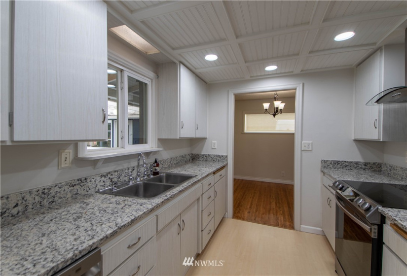 1204 10th, Auburn, Washington 98002, 4 Bedrooms Bedrooms, ,1 BathroomBathrooms,Residential,For Sale,10th,NWM1836110