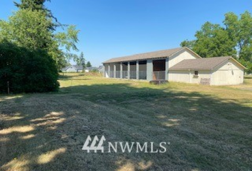 7133 Guide Meridian, Lynden, Washington 98264, ,Residential Income,For Sale,Guide Meridian,NWM1836311