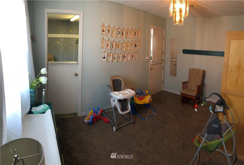 4334 Joann, Moses Lake, Washington 98837, ,Commercial Sale,For Sale,Joann,NWM1831313