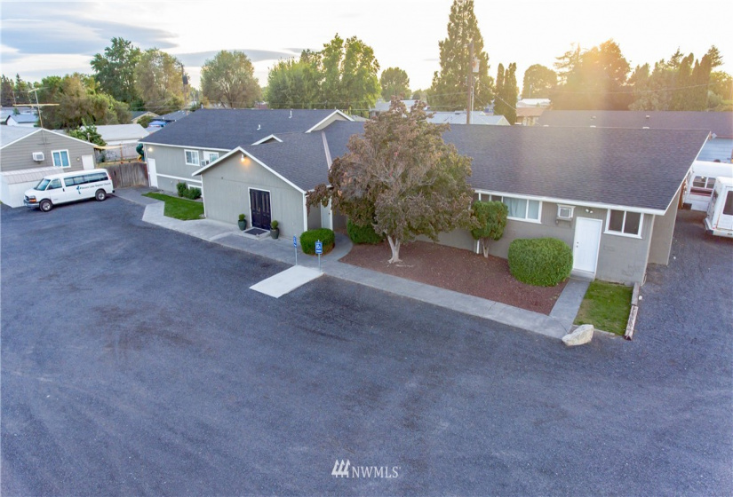 4334 Joann, Moses Lake, Washington 98837, ,Commercial Sale,For Sale,Joann,NWM1831313