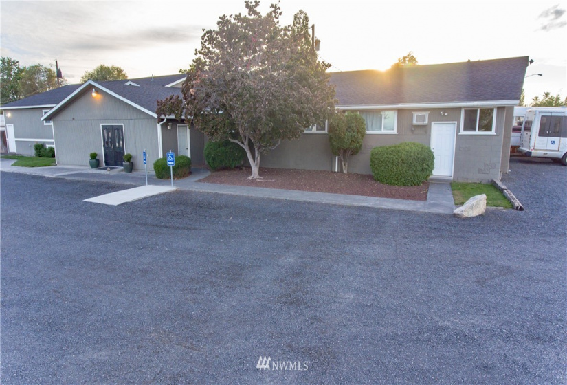 4334 Joann, Moses Lake, Washington 98837, ,Commercial Sale,For Sale,Joann,NWM1831313