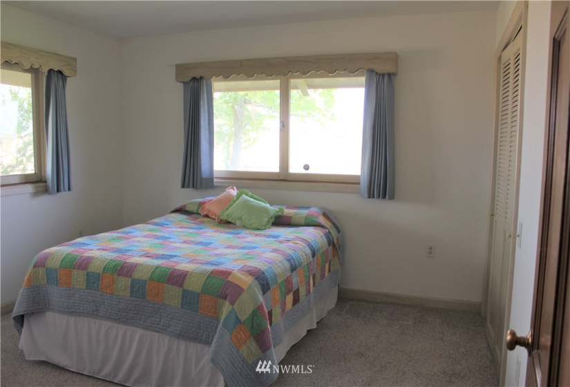 51054 Highway 334, Athena, Oregon 97813, 4 Bedrooms Bedrooms, ,2 BathroomsBathrooms,Residential,For Sale,Highway 334,NWM1836790