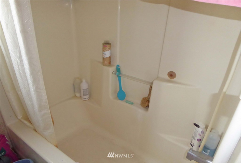 508 Center, Grand Coulee, Washington 99133, 1 Bedroom Bedrooms, ,1 BathroomBathrooms,Residential,For Sale,Replat & Add to GCA, GC,Center,NWM1837780