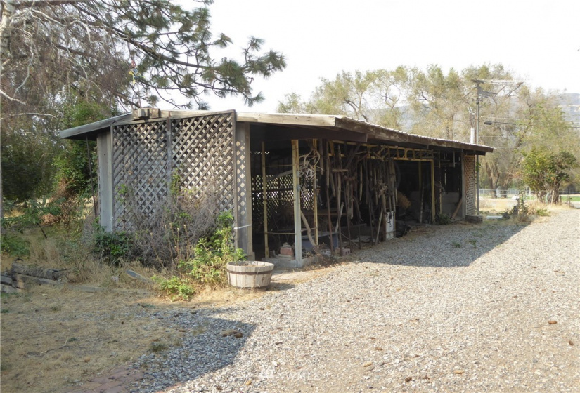 508 Center, Grand Coulee, Washington 99133, 1 Bedroom Bedrooms, ,1 BathroomBathrooms,Residential,For Sale,Replat & Add to GCA, GC,Center,NWM1837780