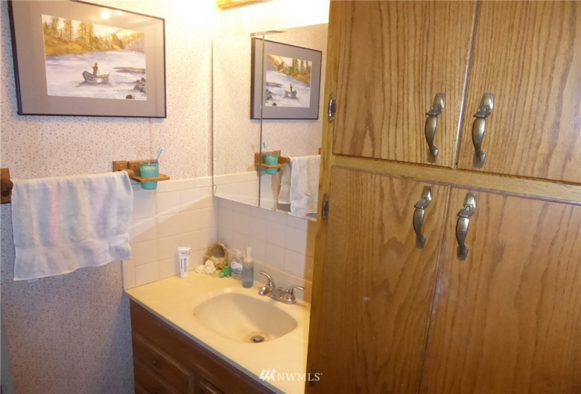 508 Center, Grand Coulee, Washington 99133, 1 Bedroom Bedrooms, ,1 BathroomBathrooms,Residential,For Sale,Replat & Add to GCA, GC,Center,NWM1837780