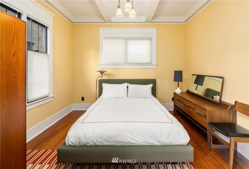 409 16th, Seattle, Washington 98112, 1 Bedroom Bedrooms, ,1 BathroomBathrooms,Residential,For Sale,The Gables,16th,NWM1837827