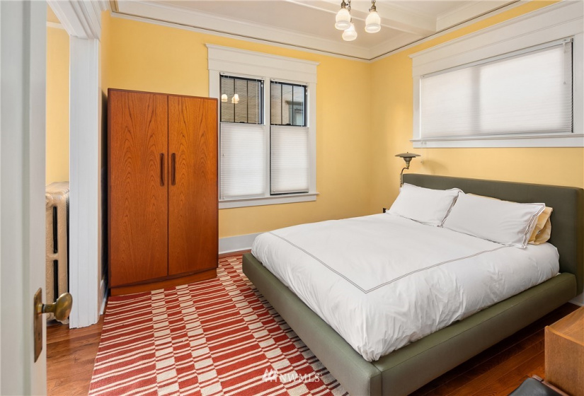 409 16th, Seattle, Washington 98112, 1 Bedroom Bedrooms, ,1 BathroomBathrooms,Residential,For Sale,The Gables,16th,NWM1837827