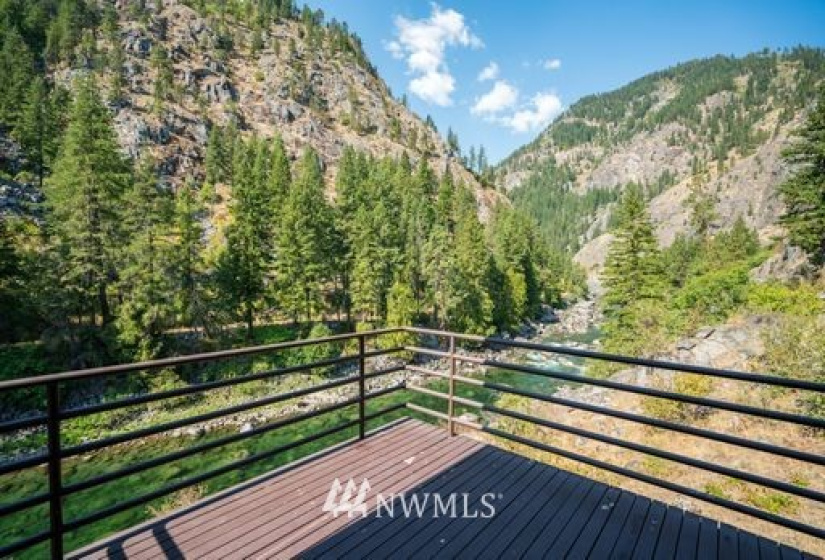 9284 Icicle Road, Leavenworth, Washington 98826, 4 Bedrooms Bedrooms, ,2 BathroomsBathrooms,Residential,For Sale,Icicle Road,NWM1837719