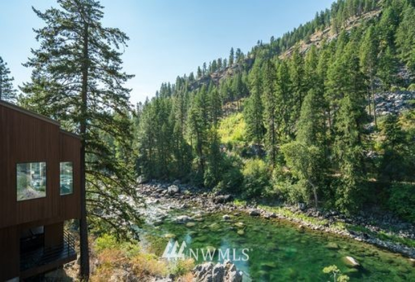 9284 Icicle Road, Leavenworth, Washington 98826, 4 Bedrooms Bedrooms, ,2 BathroomsBathrooms,Residential,For Sale,Icicle Road,NWM1837719