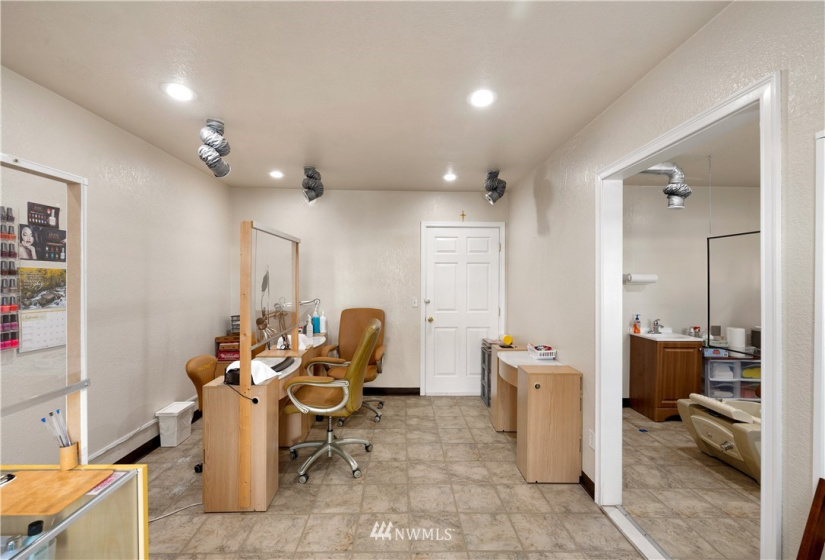 2337 Olympic, Shelton, Washington 98584, ,Commercial Sale,For Sale,Olympic,NWM1832249