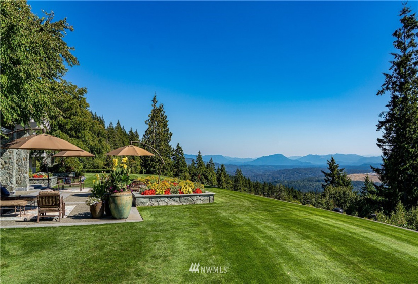 11435 206th, Issaquah, Washington 98027, 5 Bedrooms Bedrooms, ,3 BathroomsBathrooms,Residential,For Sale,Issaquah,206th,NWM1835827