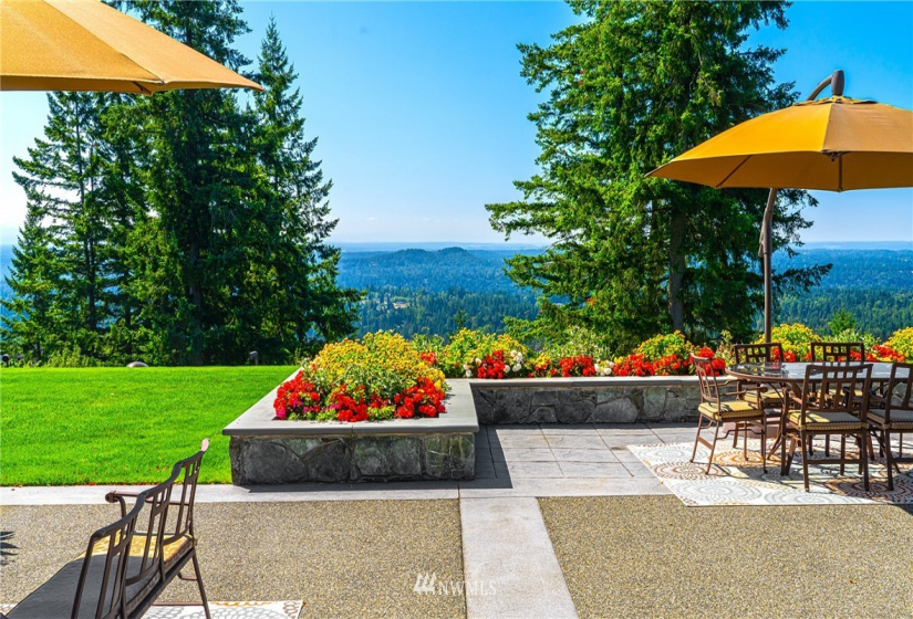 11435 206th, Issaquah, Washington 98027, 5 Bedrooms Bedrooms, ,3 BathroomsBathrooms,Residential,For Sale,Issaquah,206th,NWM1835827