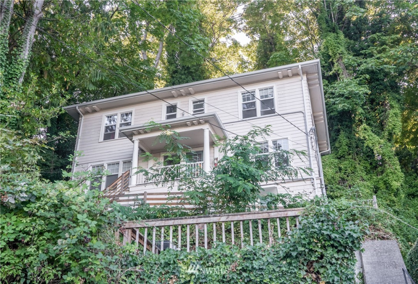 4755 22nd, Seattle, Washington 98105, 2 Bedrooms Bedrooms, ,1 BathroomBathrooms,Residential Lease,For Rent,22nd,NWM1838143