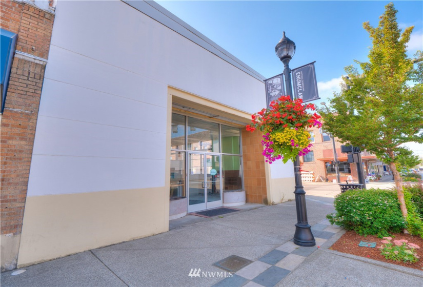 1605 Cole, Enumclaw, Washington 98022, ,Commercial Sale,For Sale,Cole,NWM1838670