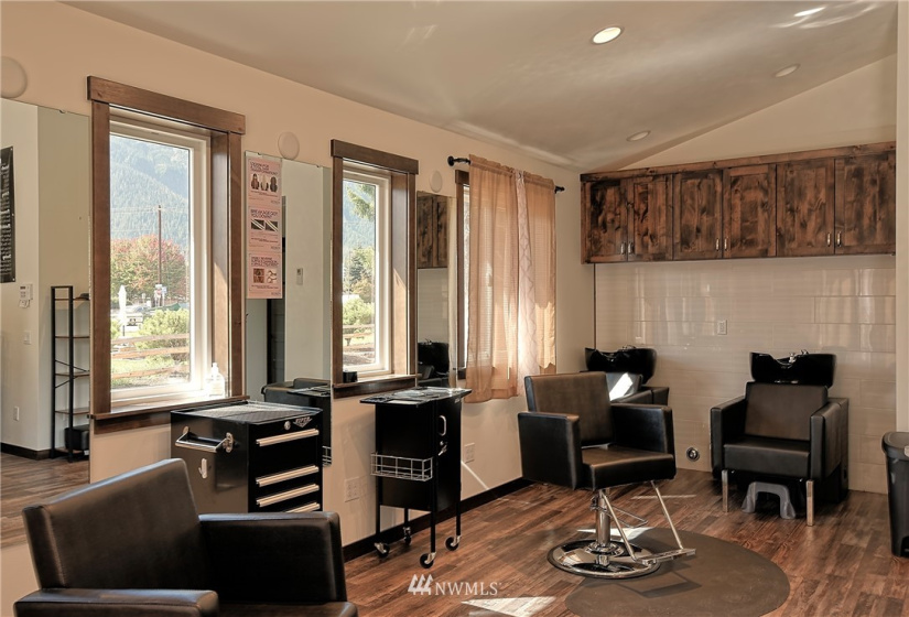 1015 emens, Darrington, Washington 98241, ,Commercial Sale,For Sale,emens,NWM1838758