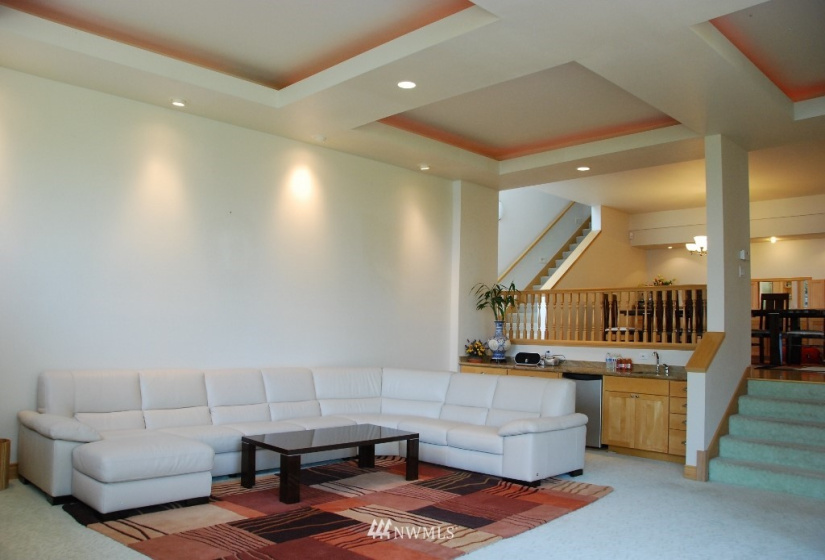 5336 86th, Seattle, Washington 98115, 4 Bedrooms Bedrooms, ,3 BathroomsBathrooms,Residential Lease,For Rent,86th,NWM1838935