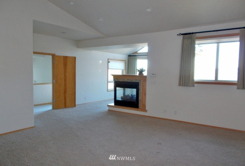 5336 86th, Seattle, Washington 98115, 4 Bedrooms Bedrooms, ,3 BathroomsBathrooms,Residential Lease,For Rent,86th,NWM1838935