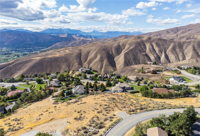 4194 April, Wenatchee, Washington 98801, ,Land,For Sale,April,NWM1839138