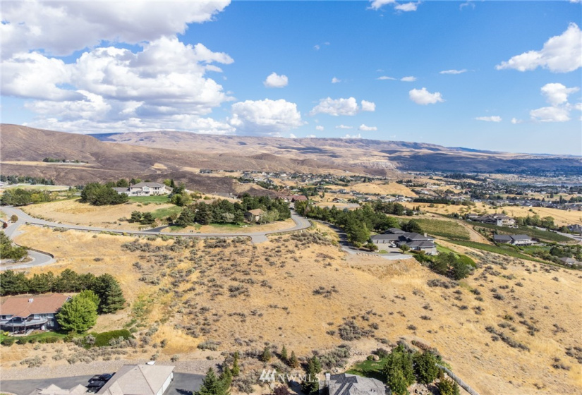 4194 April, Wenatchee, Washington 98801, ,Land,For Sale,April,NWM1839138