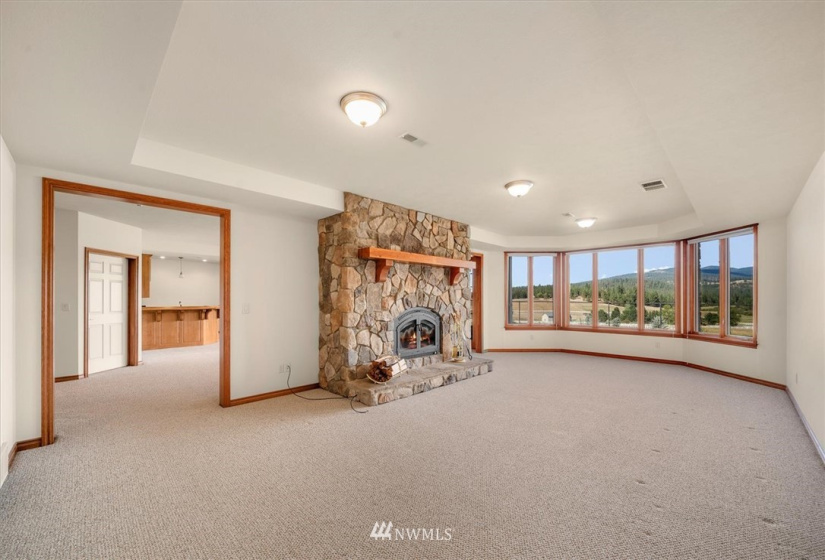 13312 Peone Valley, Mead, Washington 99021, 4 Bedrooms Bedrooms, ,4 BathroomsBathrooms,Residential,For Sale,Saddle Ridge Estates,Peone Valley,NWM1833588