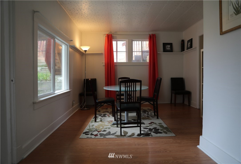 4511 Lander, Seattle, Washington 98116, ,Residential Income,For Sale,Lander,NWM1839230