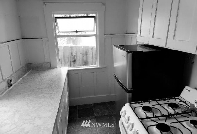 4511 Lander, Seattle, Washington 98116, ,Residential Income,For Sale,Lander,NWM1839230