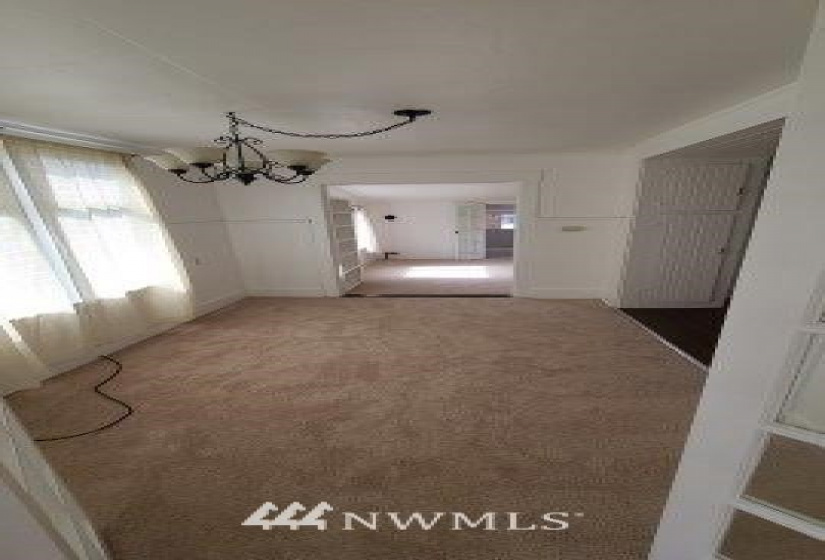 4511 Lander, Seattle, Washington 98116, ,Residential Income,For Sale,Lander,NWM1839230