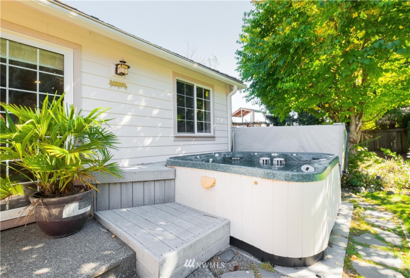 15907 134th, Puyallup, Washington 98374, 4 Bedrooms Bedrooms, ,2 BathroomsBathrooms,Residential,For Sale,134th,NWM1839703