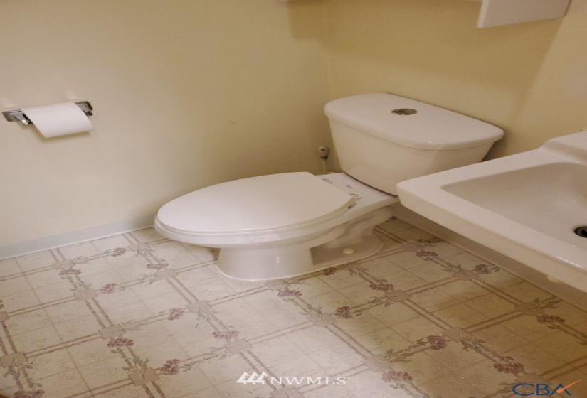 19697 State Route 2, Monroe, Washington 98272, ,Residential Lease,For Rent,State Route 2,NWM1839528