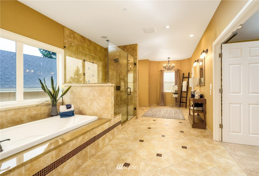15302 43rd, Bellevue, Washington 98006, 6 Bedrooms Bedrooms, ,2 BathroomsBathrooms,Residential,For Sale,43rd,NWM1840055