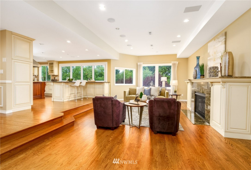 15302 43rd, Bellevue, Washington 98006, 6 Bedrooms Bedrooms, ,2 BathroomsBathrooms,Residential,For Sale,43rd,NWM1840055
