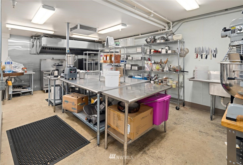 978 Vineyard Lane, Bainbridge Island, Washington 98110, 5 Bedrooms Bedrooms, ,5 BathroomsBathrooms,Residential,For Sale,Vineyard Lane,NWM1840037