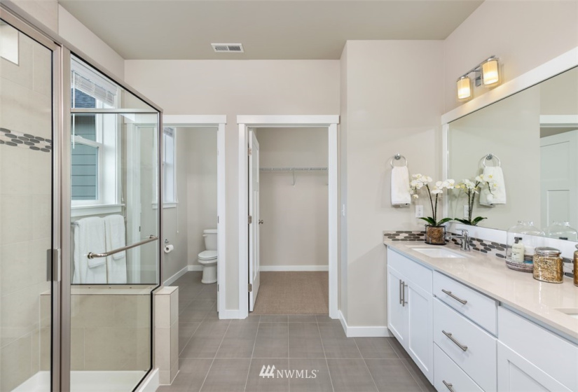 936 Rainier, Mount Vernon, Washington 98274, 3 Bedrooms Bedrooms, ,2 BathroomsBathrooms,Residential,For Sale,Montreaux West,Rainier,NWM1839742