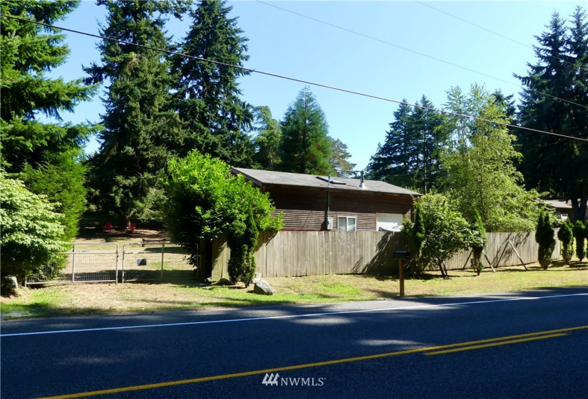 6237 Bayview, Clinton, Washington 98236, ,Land,For Sale,Bayview,NWM1840423