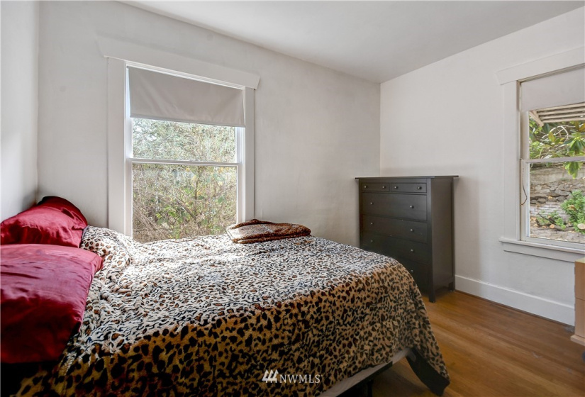 4733 5th, Seattle, Washington 98105, 3 Bedrooms Bedrooms, ,2 BathroomsBathrooms,Residential,For Sale,5th,NWM1839612