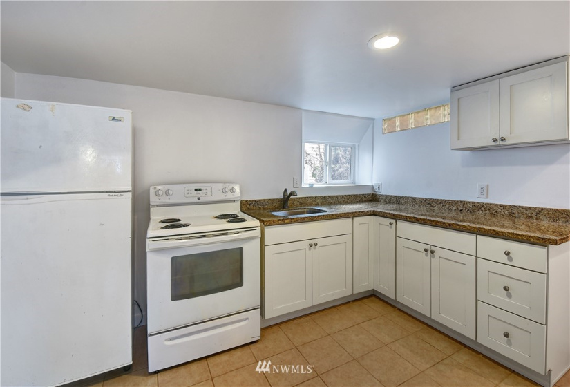 4733 5th, Seattle, Washington 98105, 3 Bedrooms Bedrooms, ,2 BathroomsBathrooms,Residential,For Sale,5th,NWM1839612
