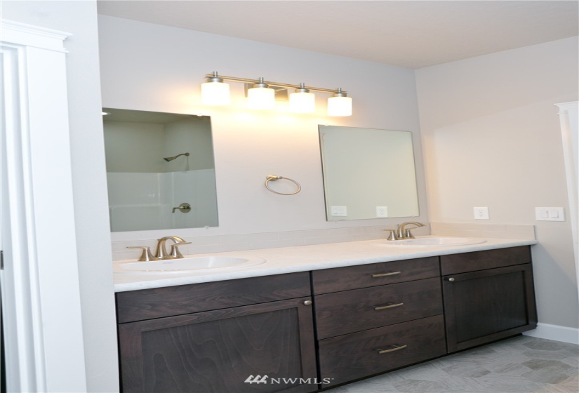 1110 Mt Baker, Othello, Washington 99344, 3 Bedrooms Bedrooms, ,2 BathroomsBathrooms,Residential,For Sale,Sandhill Estates Phase 3,Mt Baker,NWM1840151