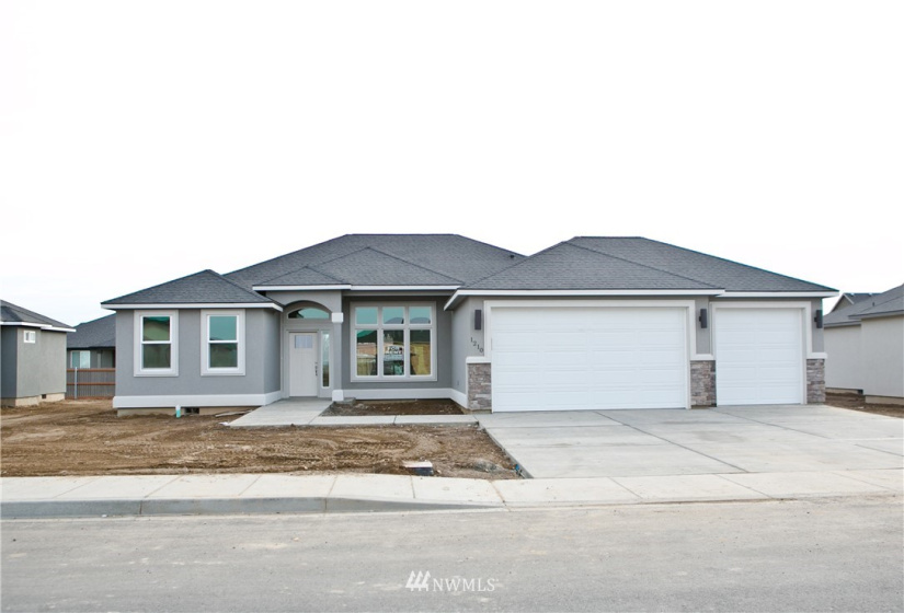 1110 Mt Baker, Othello, Washington 99344, 3 Bedrooms Bedrooms, ,2 BathroomsBathrooms,Residential,For Sale,Sandhill Estates Phase 3,Mt Baker,NWM1840151