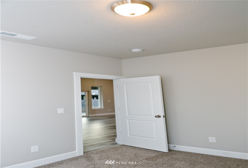 1110 Mt Baker, Othello, Washington 99344, 3 Bedrooms Bedrooms, ,2 BathroomsBathrooms,Residential,For Sale,Sandhill Estates Phase 3,Mt Baker,NWM1840151