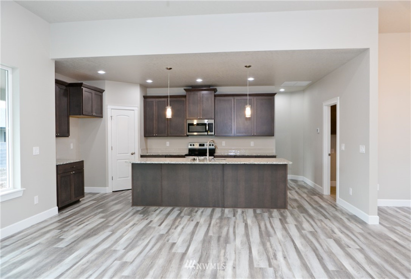 1110 Mt Baker, Othello, Washington 99344, 3 Bedrooms Bedrooms, ,2 BathroomsBathrooms,Residential,For Sale,Sandhill Estates Phase 3,Mt Baker,NWM1840151