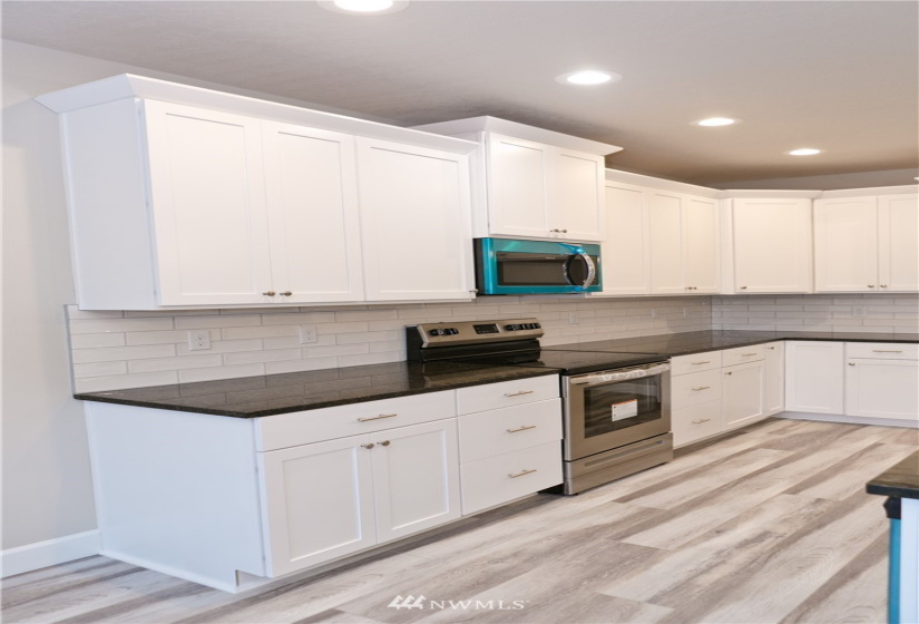1130 Mt Baker, Othello, Washington 99344, 3 Bedrooms Bedrooms, ,2 BathroomsBathrooms,Residential,For Sale,Sandhill Estates Phase 3,Mt Baker,NWM1840188