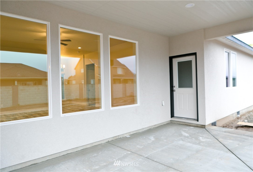 1130 Mt Baker, Othello, Washington 99344, 3 Bedrooms Bedrooms, ,2 BathroomsBathrooms,Residential,For Sale,Sandhill Estates Phase 3,Mt Baker,NWM1840188