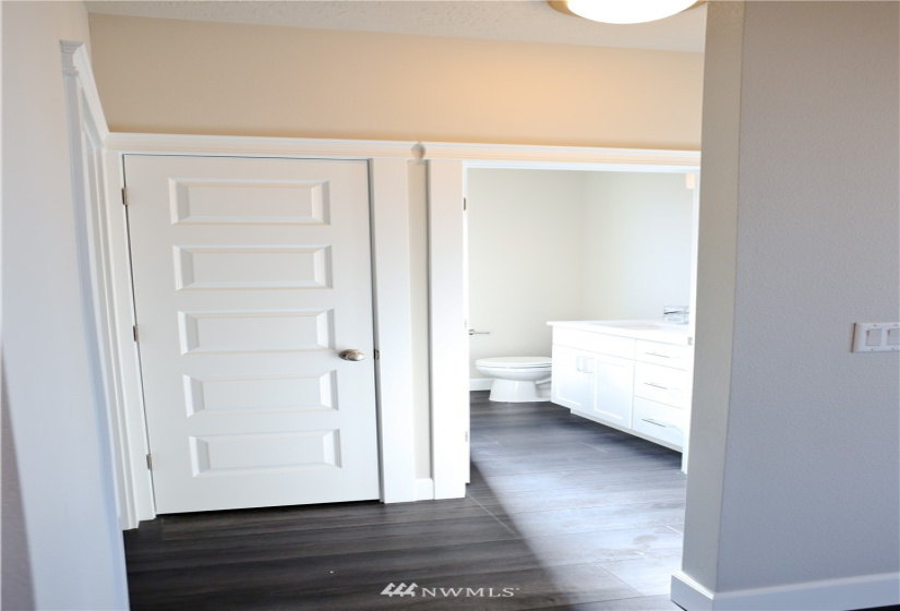 1125 Mt Baker, Othello, Washington 99344, 3 Bedrooms Bedrooms, ,2 BathroomsBathrooms,Residential,For Sale,Sandhill Estates Phase 3,Mt Baker,NWM1840421